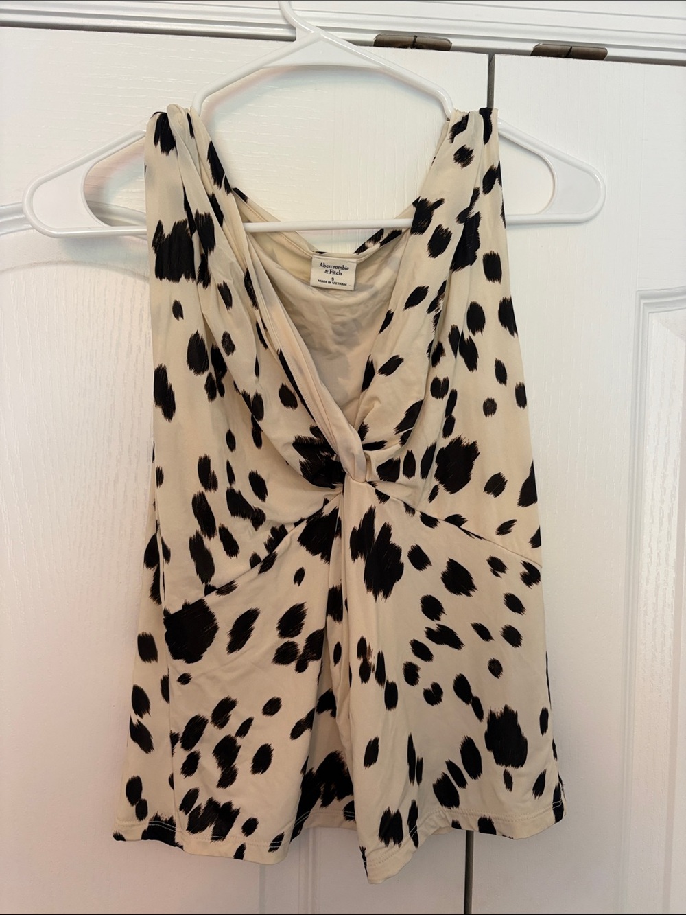 Abercrombie & Fitch Cream and Black Spot Print Knot-Front Sleeveless Camisole